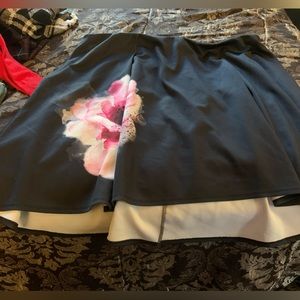 Torrid skirt in size 3 with flower